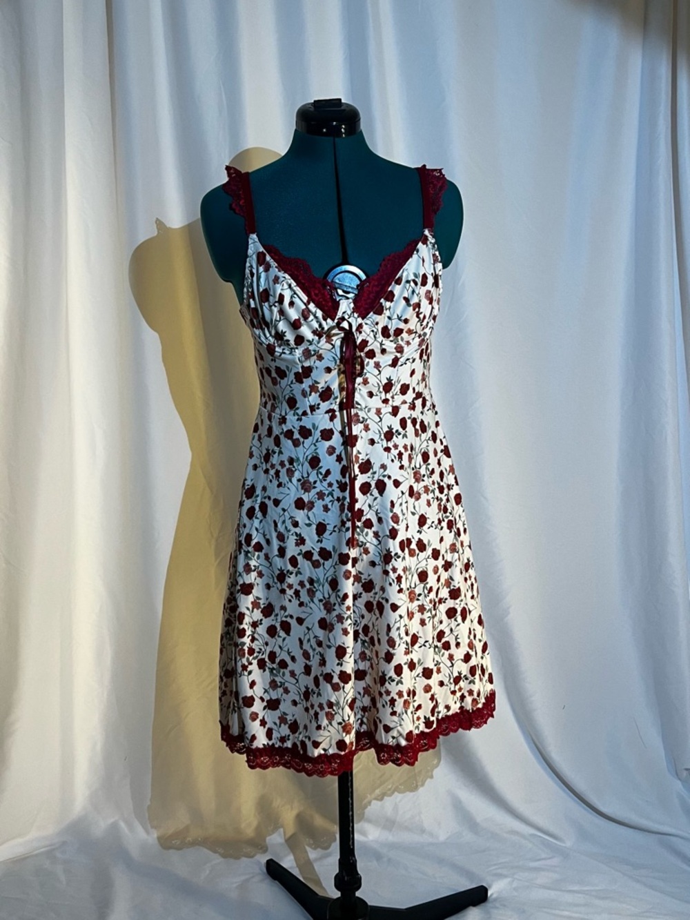 Cream & Burgundy Floral Lace-Trim Nightdress
